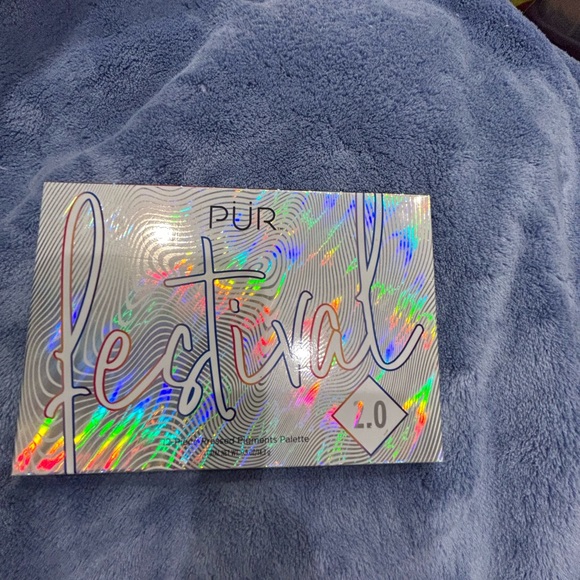 PUR festival 2.0 eyeshadow pallet - Picture 5 of 6